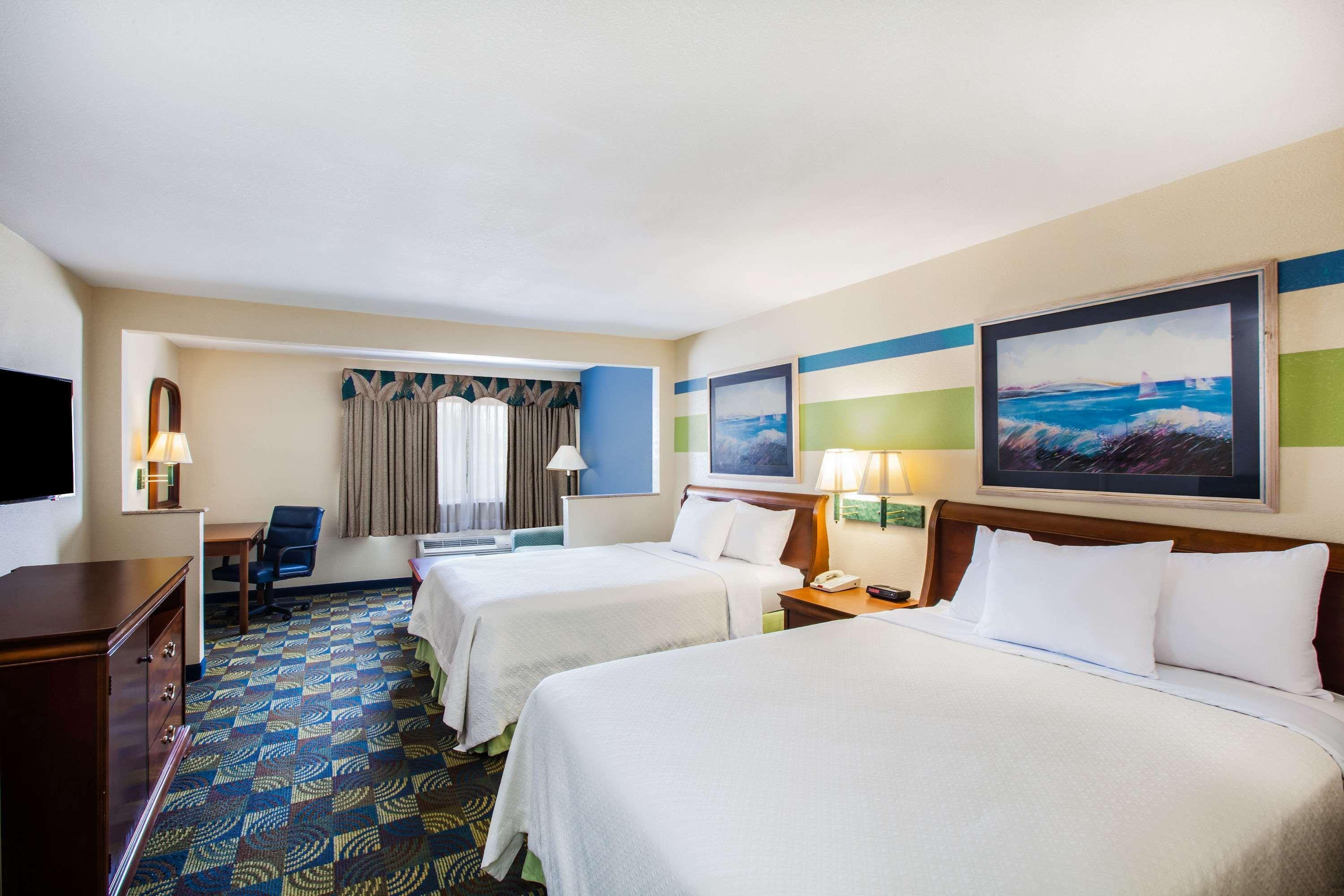 Days Inn & Suites By Wyndham Corpus Christi Central Экстерьер фото