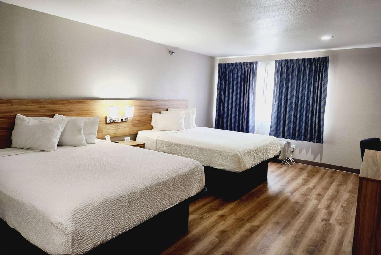 Days Inn & Suites By Wyndham Corpus Christi Central Экстерьер фото